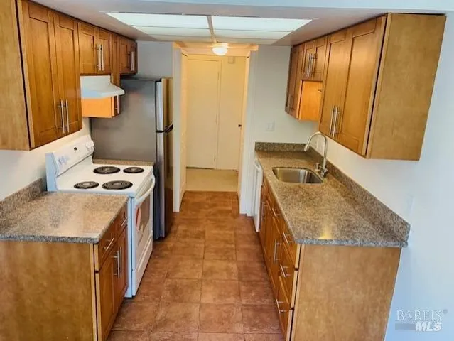 $2,250 | 1579 Lincoln Avenue, Unit 201, San Rafael, CA 94901