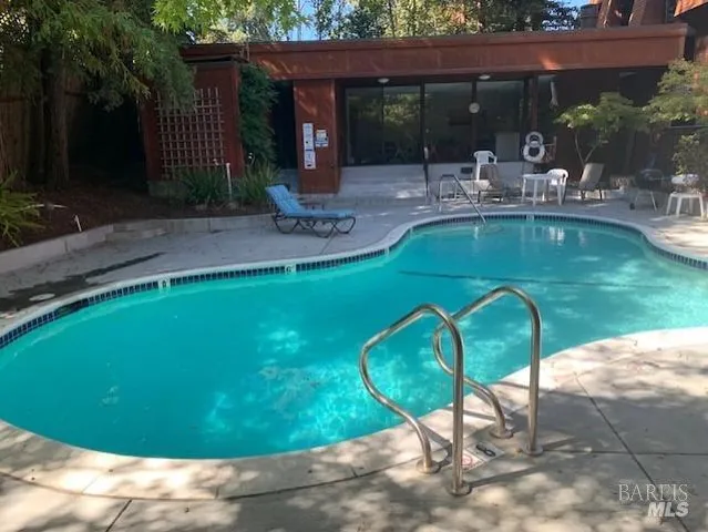 $2,250 | 1579 Lincoln Avenue, Unit 201, San Rafael, CA 94901