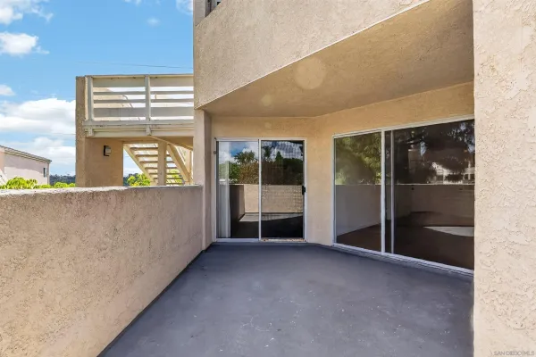 $3,100 | 7087 Camino Degrazia, Unit 148, San Diego, CA 92111