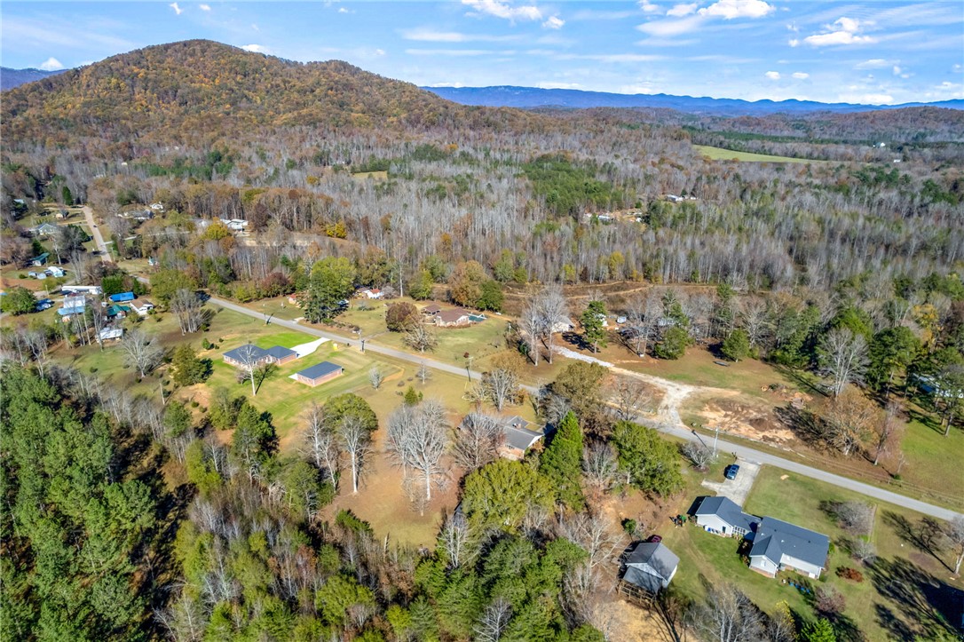 251 Mountain Estates Road Pickens, SC 29671 - Photo 22 of 24 Gallery Image 22