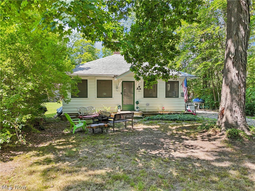 105 Hartzell Road North Benton, OH 44449 - Photo 2 of 33 Front view of the property
