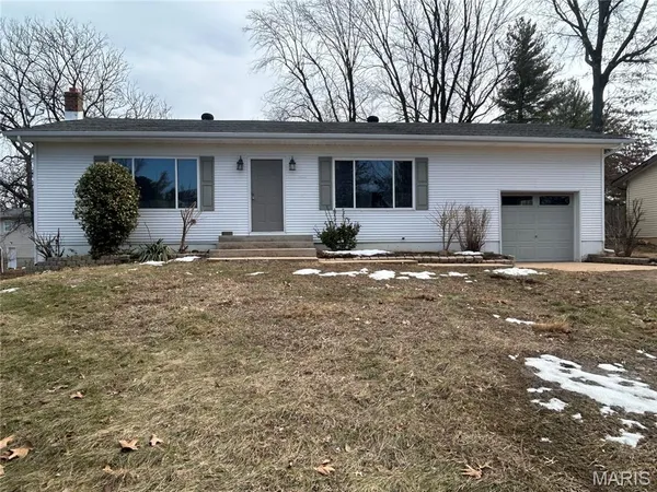 $189,000 | 390 Hwy Drive, St. Clair, MO 63077