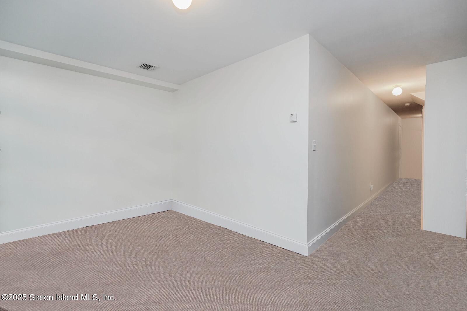 121 Presentation Circle Staten Island, NY 10312 - Photo 22 of 39 a view of small space