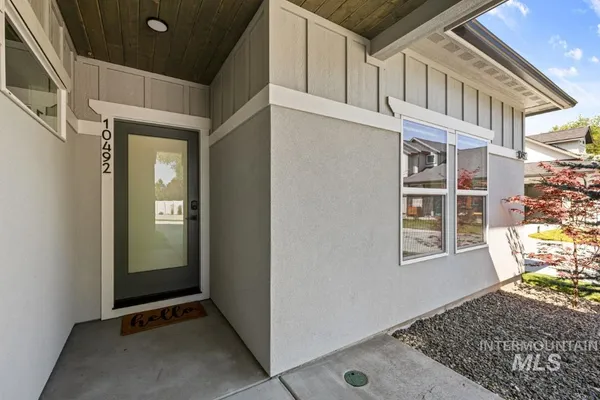 $2,595 | 10494 West Shields Avenue, Boise, ID 83714