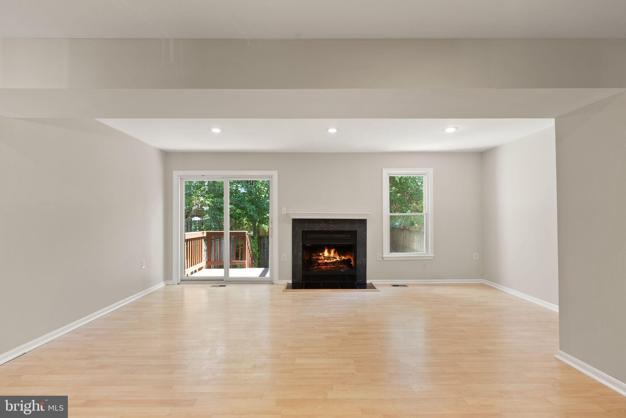 7390 Stream Way Springfield, VA 22152 - Photo 9 of 35 Recessed lighting