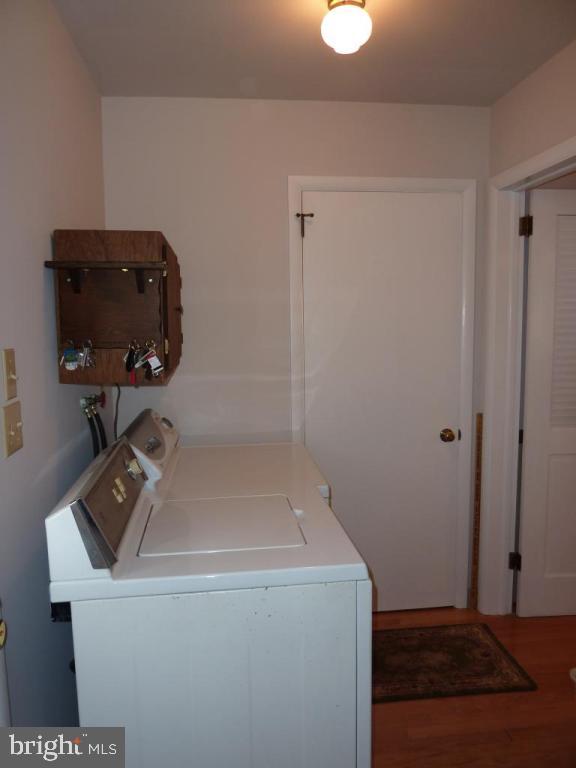2738 Brookfield Road Lancaster, PA 17601 - Photo 16 of 42