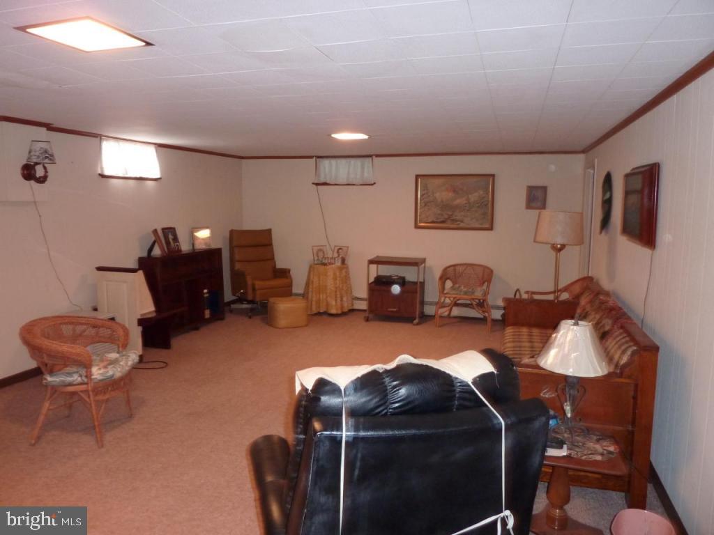 2738 Brookfield Road Lancaster, PA 17601 - Photo 22 of 42