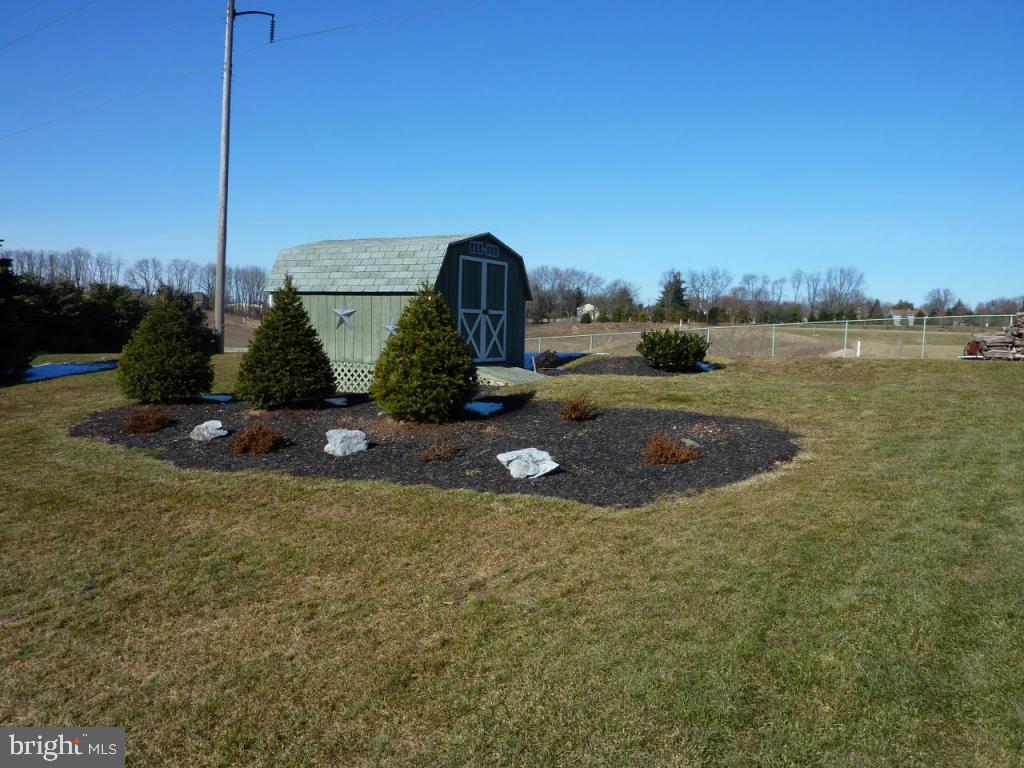 2738 Brookfield Road Lancaster, PA 17601 - Photo 35 of 42