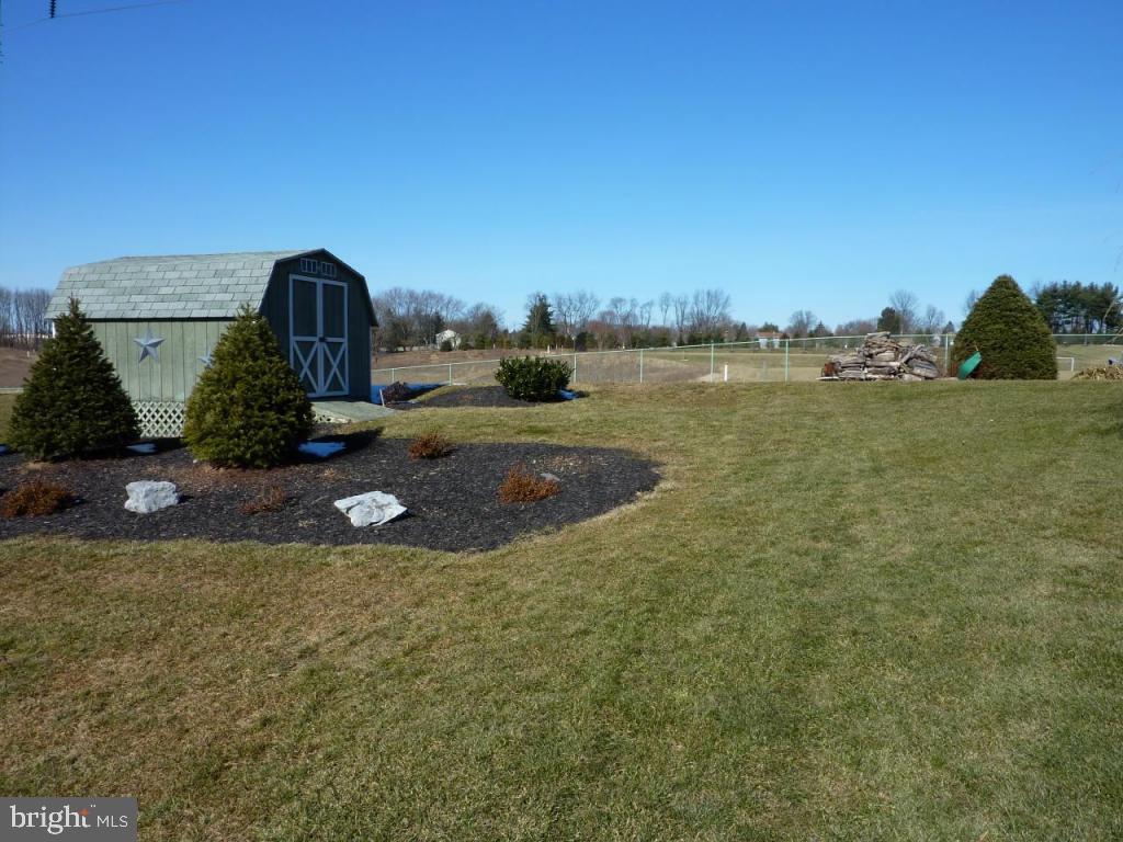 2738 Brookfield Road Lancaster, PA 17601 - Photo 36 of 42