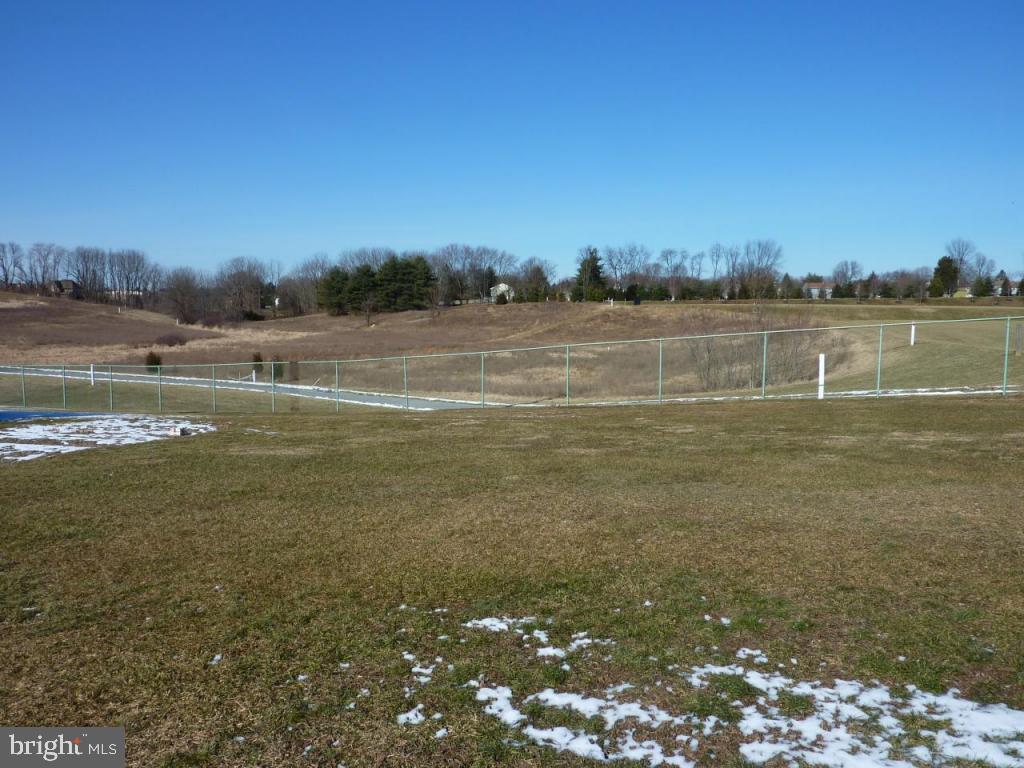 2738 Brookfield Road Lancaster, PA 17601 - Photo 40 of 42