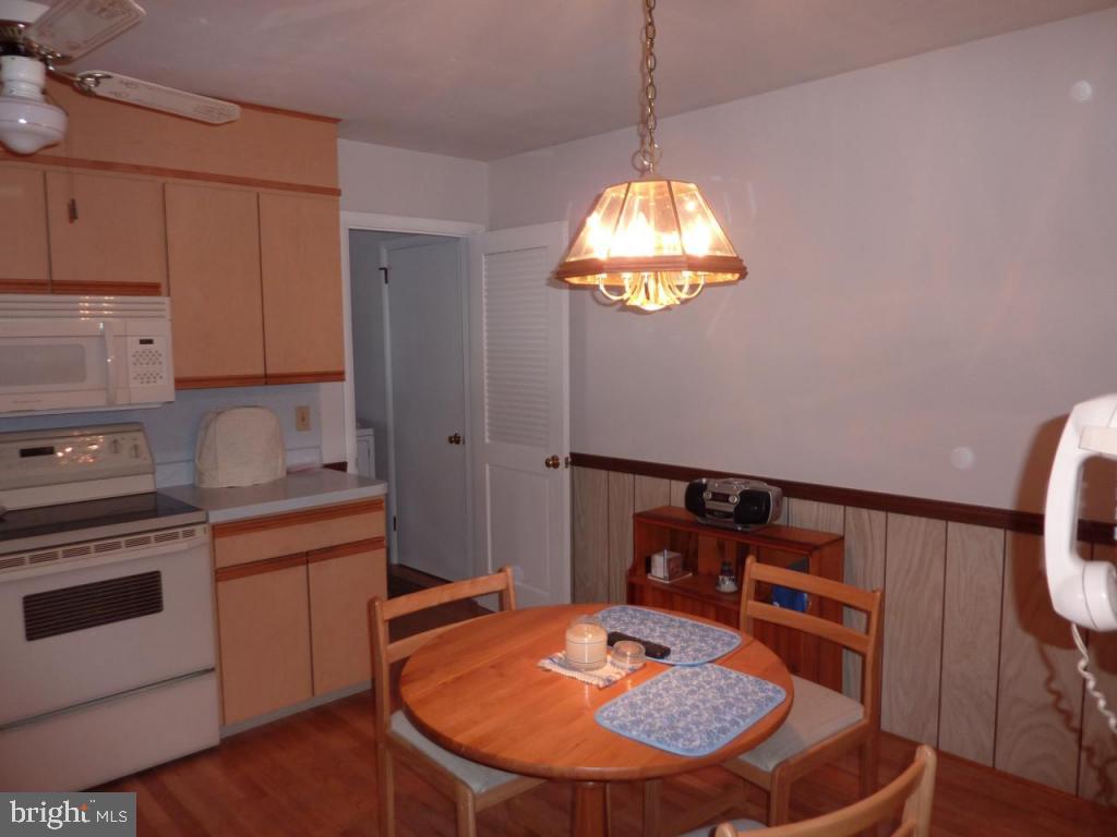 2738 Brookfield Road Lancaster, PA 17601 - Photo 8 of 42