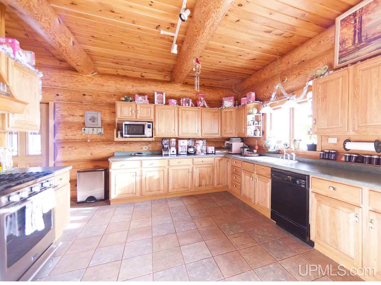 23811 Chamberlain Road Ontonagon, MI 49953 - Photo 14 of 36 Gallery Image 14