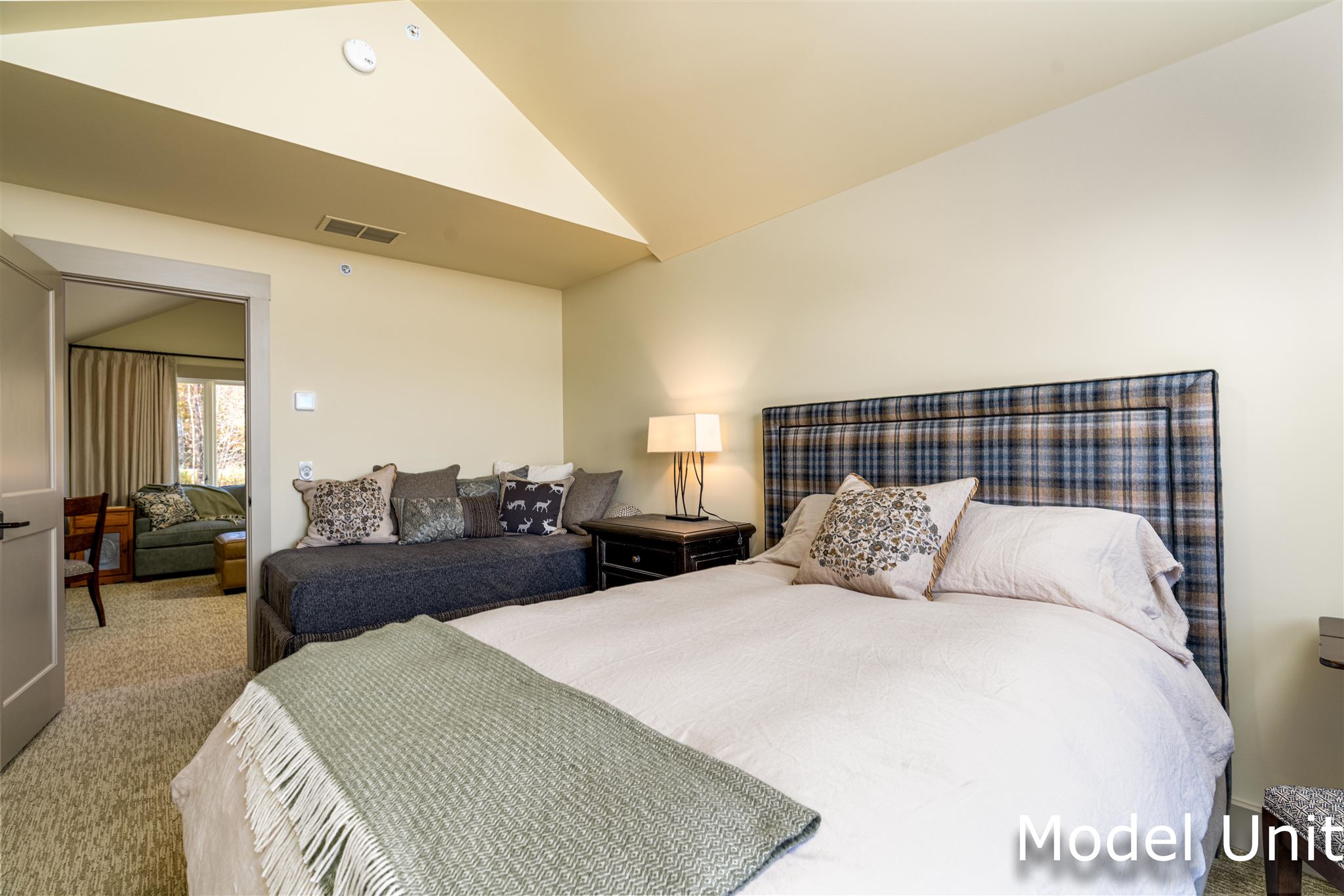 580 Trapp Hill Road, Unit 615 Stowe, VT 05672 - Photo 32 of 39 Gallery Image 32
