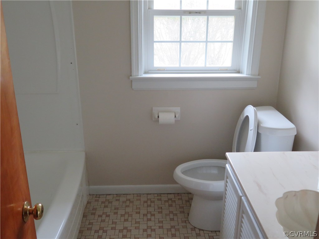 12033 Ashcake Road Ashland, VA 23005 - Photo 12 of 20 Gallery Image 12
