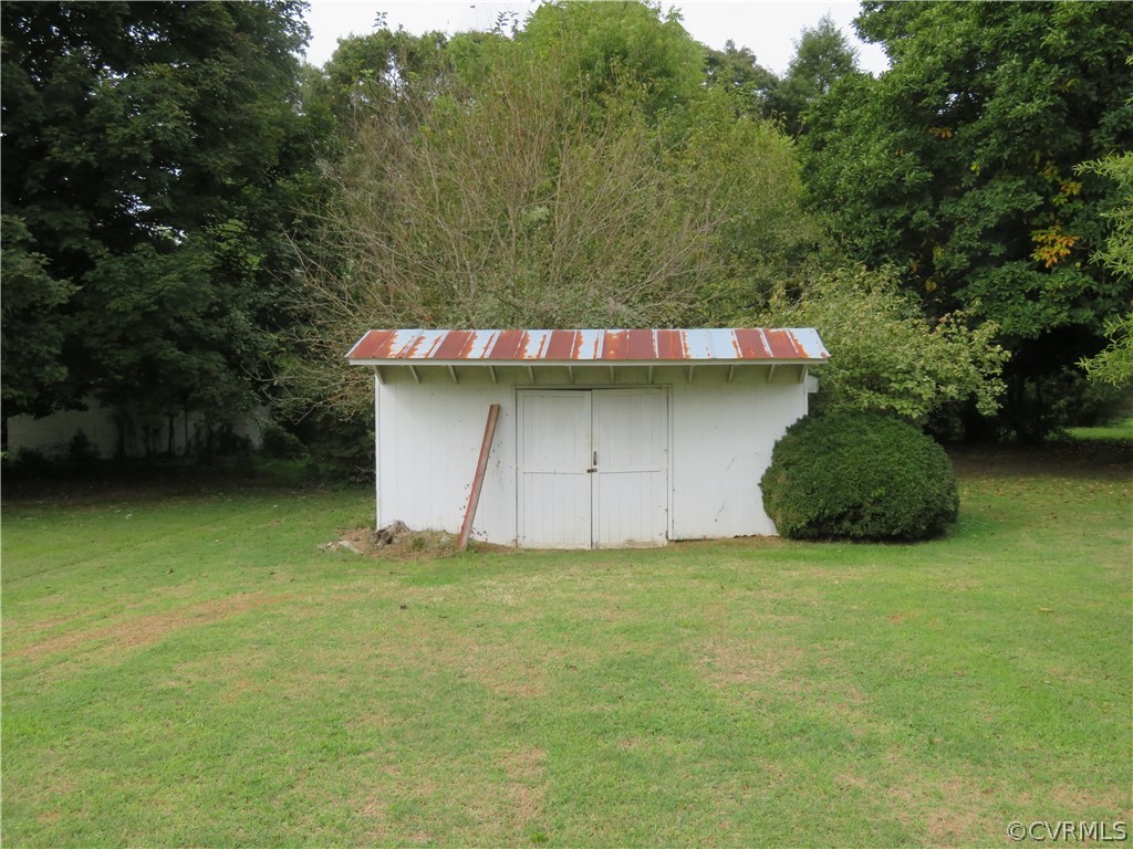 12033 Ashcake Road Ashland, VA 23005 - Photo 17 of 20 Gallery Image 17