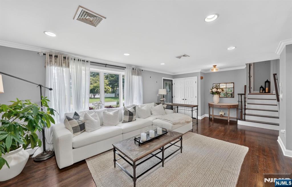 120 President Road Washington Township, NJ 07676 - Photo 16 of 45
