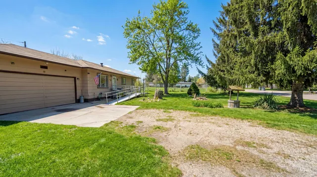$365,000 | 19076 Pleasant Avenue, Caldwell, ID 83607