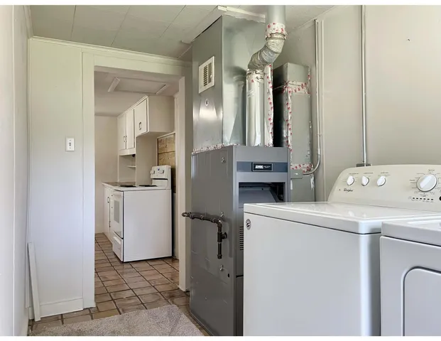 $100,000 | 379 Western Avenue, Benton Harbor, MI 49022