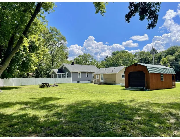 $100,000 | 379 Western Avenue, Benton Harbor, MI 49022