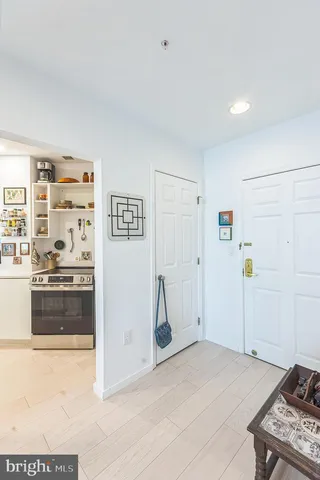 $395,000 | 2402 Windrow Drive, Princeton, NJ 08540