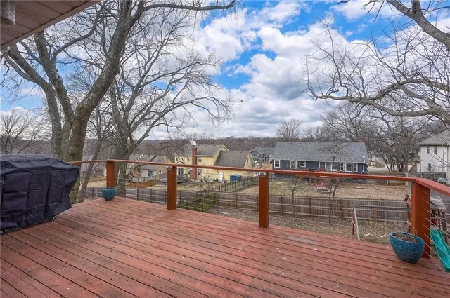 $380,000 | 7908 Park Street, Lenexa, KS 66215