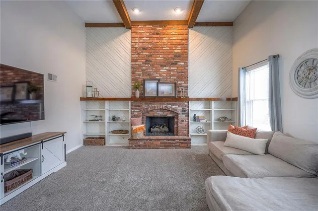 $380,000 | 7908 Park Street, Lenexa, KS 66215