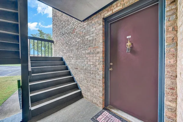 a view of entryway