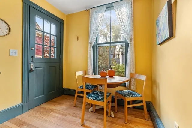 $998,000 | 72 Cypress Street, Unit 1, Brookline, MA 02445