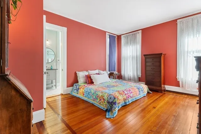 $998,000 | 72 Cypress Street, Unit 1, Brookline, MA 02445