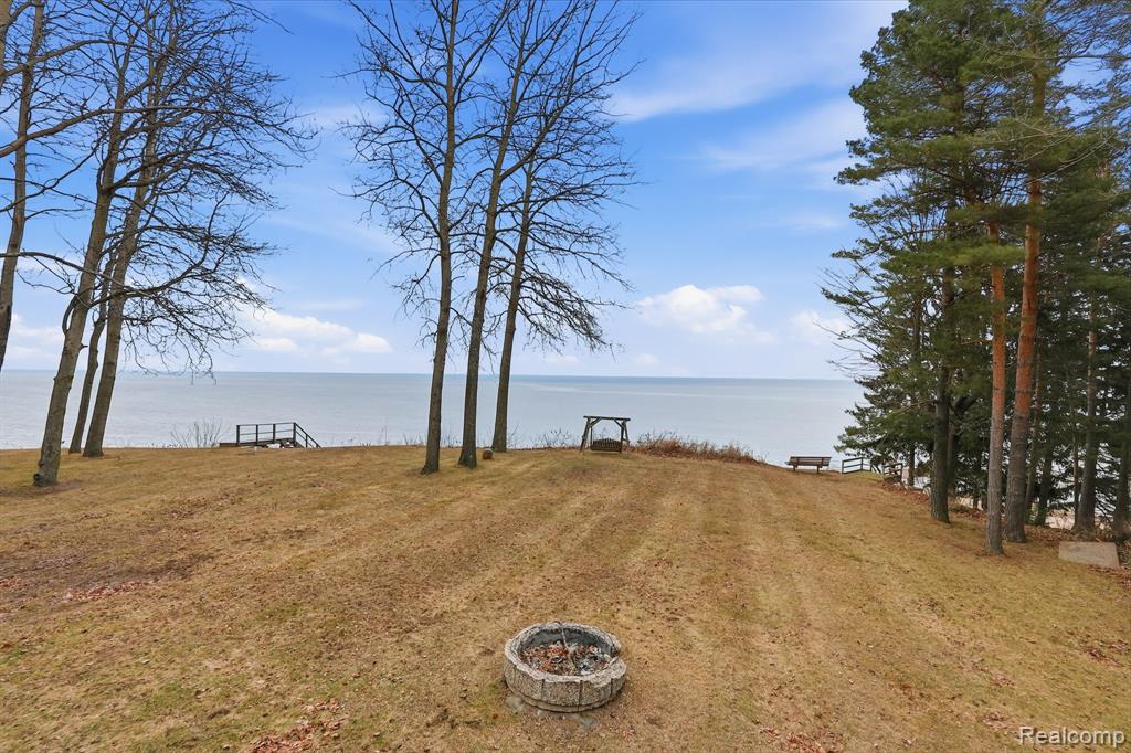 5436 North Lakeshore Road Deckerville, MI 48427 - Photo 41 of 48