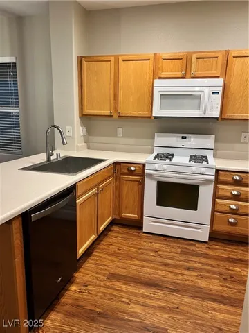 $1,850 | 2902 Ardoch Avenue, Henderson, NV 89044