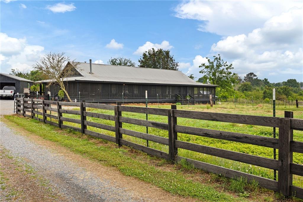 215 Erwin Road Southeast Adairsville, GA 30103 - Photo 3 of 45 Gallery Image 3