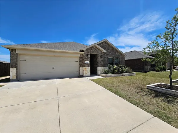 $1,999 | 2220 Rosemary Way, Anna, TX 75409