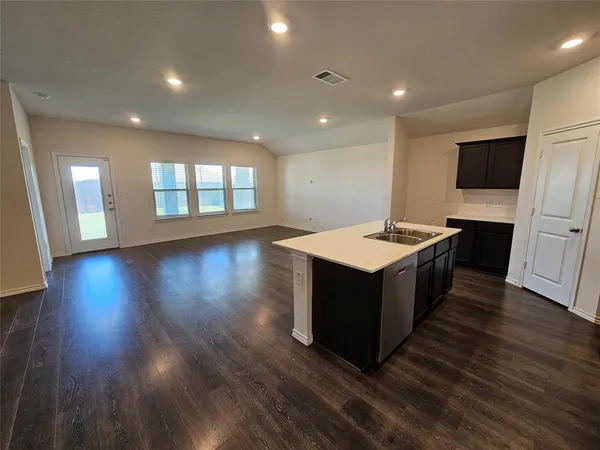 $1,999 | 2220 Rosemary Way, Anna, TX 75409