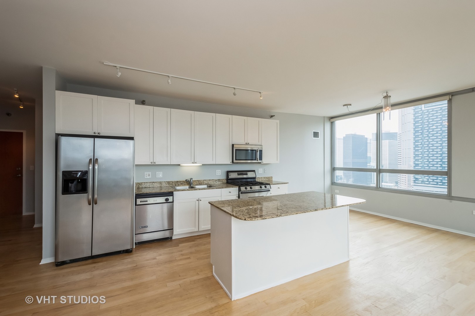 701 South Wells Street, Unit 2401 Chicago, IL 60607 - Photo 5 of 13