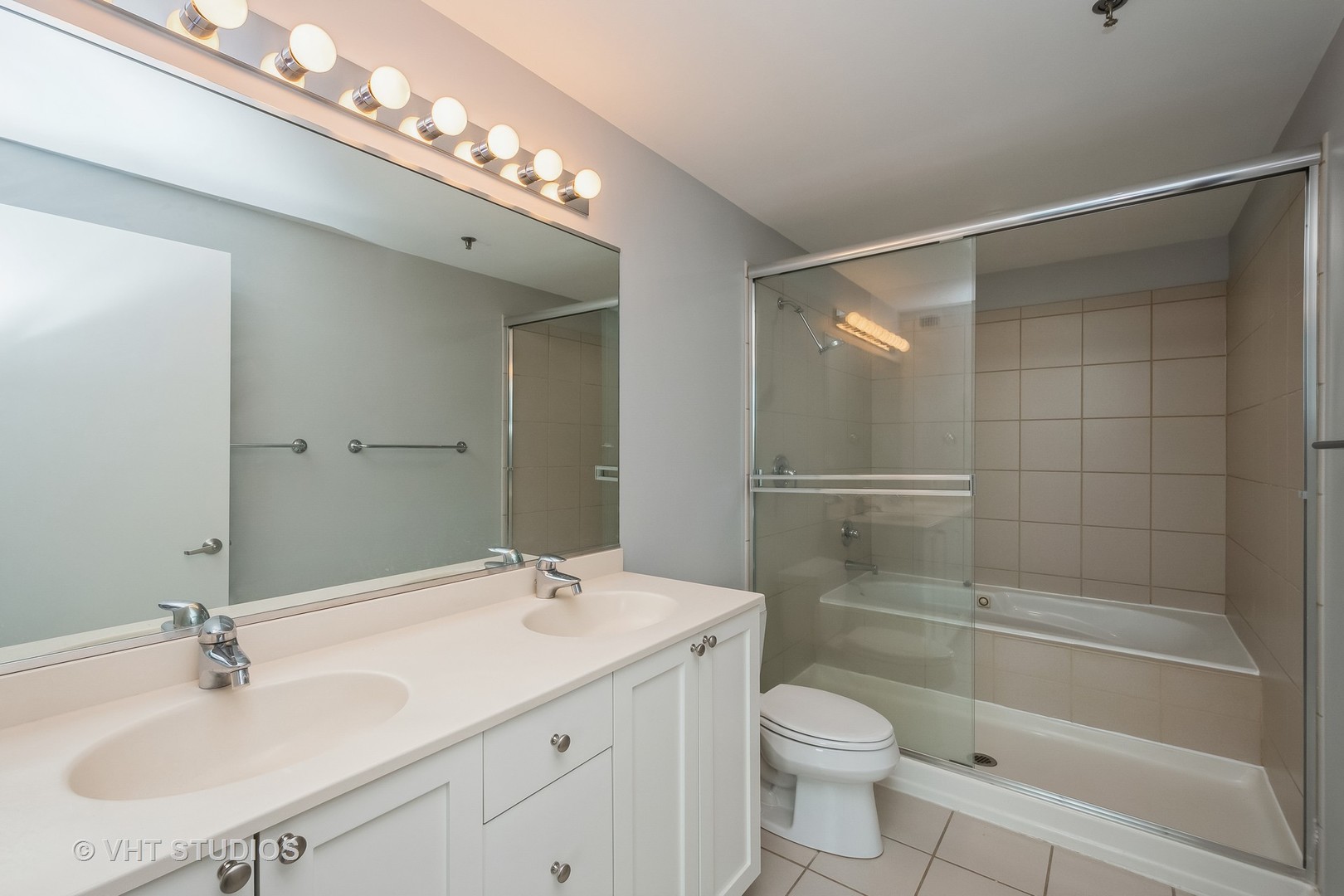 701 South Wells Street, Unit 2401 Chicago, IL 60607 - Photo 7 of 13