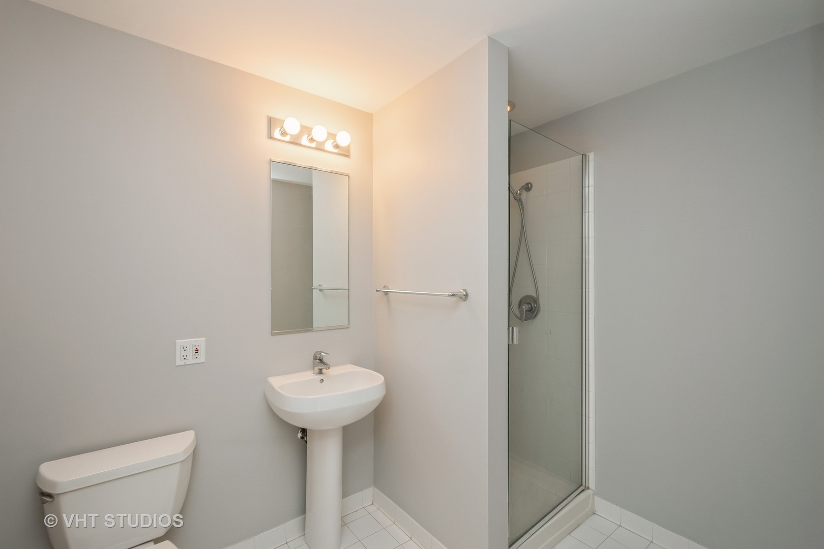 701 South Wells Street, Unit 2401 Chicago, IL 60607 - Photo 9 of 13