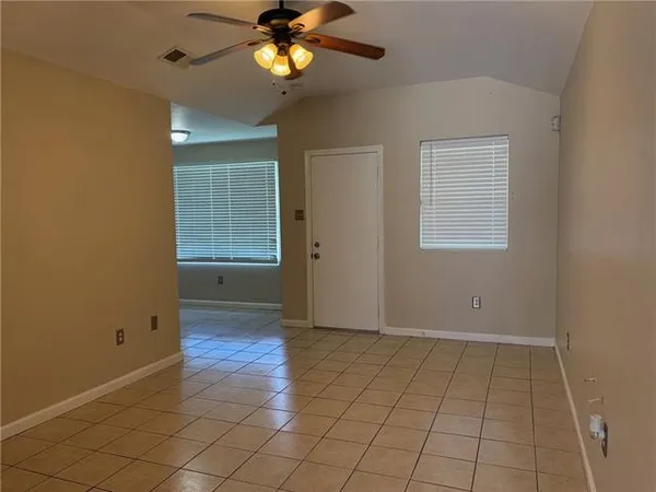 $1,400 | 3317 Jupiter Drive, Chalmette, LA 70043