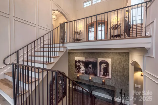 a view of entryway with a front door