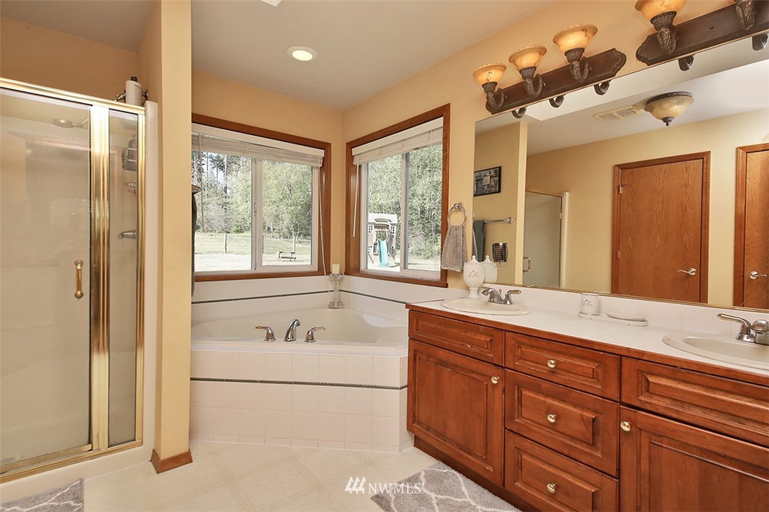 4080 Junco Road Greenbank, WA 98253 - Photo 16 of 25 Gallery Image 16