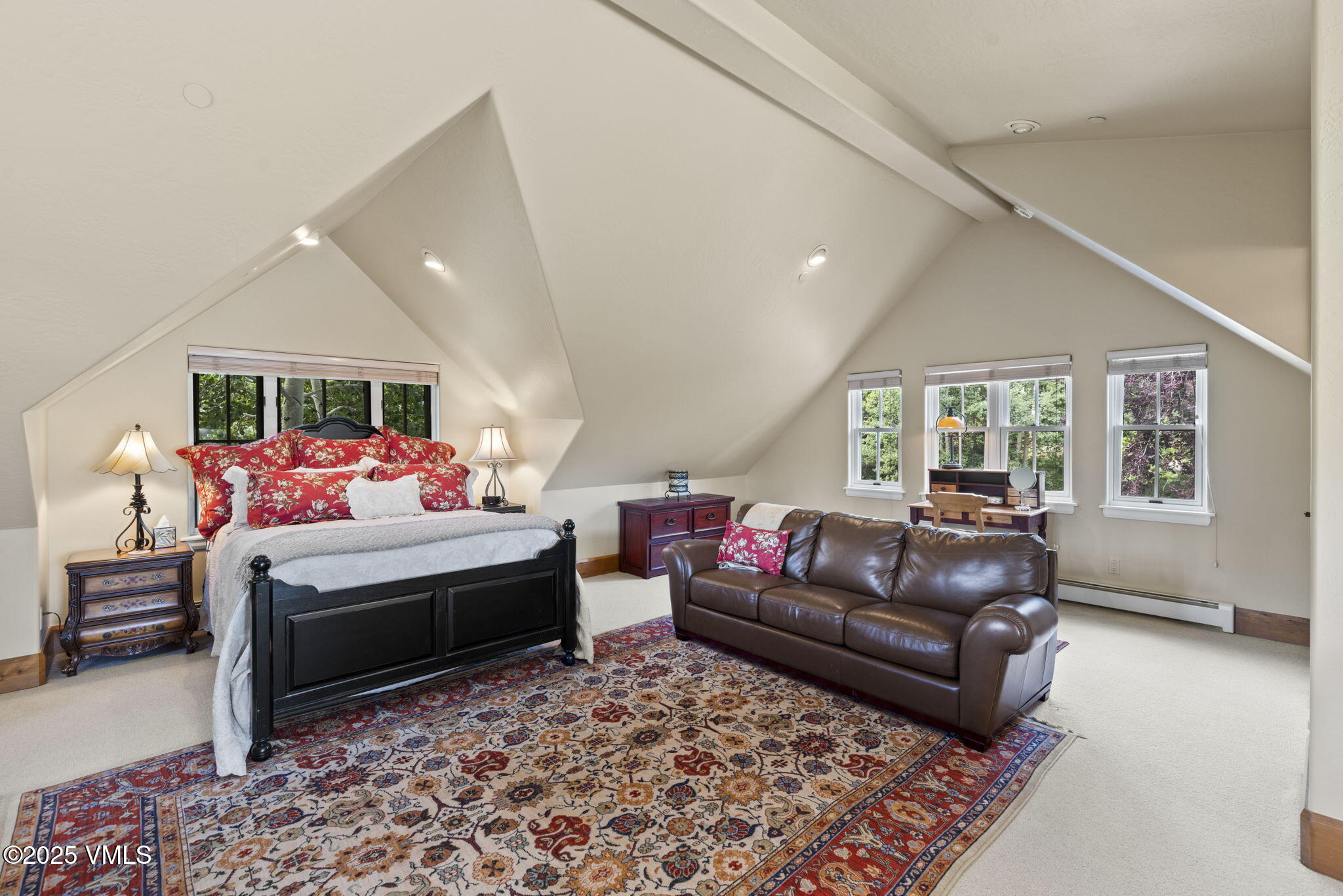 94 Eagles Glen Road Edwards, CO 81632 - Photo 24 of 43 a living room with furniture and a couch