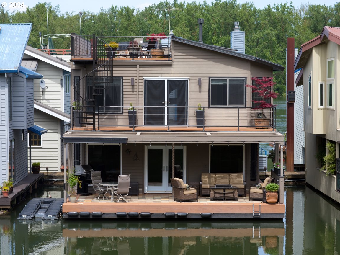 3939 North Marine Dr Unit 21  