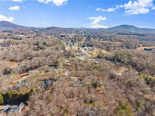 $389,900 | 154 Stacey Drive, Cleveland, GA 30528