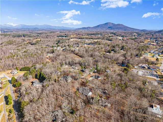 $389,900 | 154 Stacey Drive, Cleveland, GA 30528