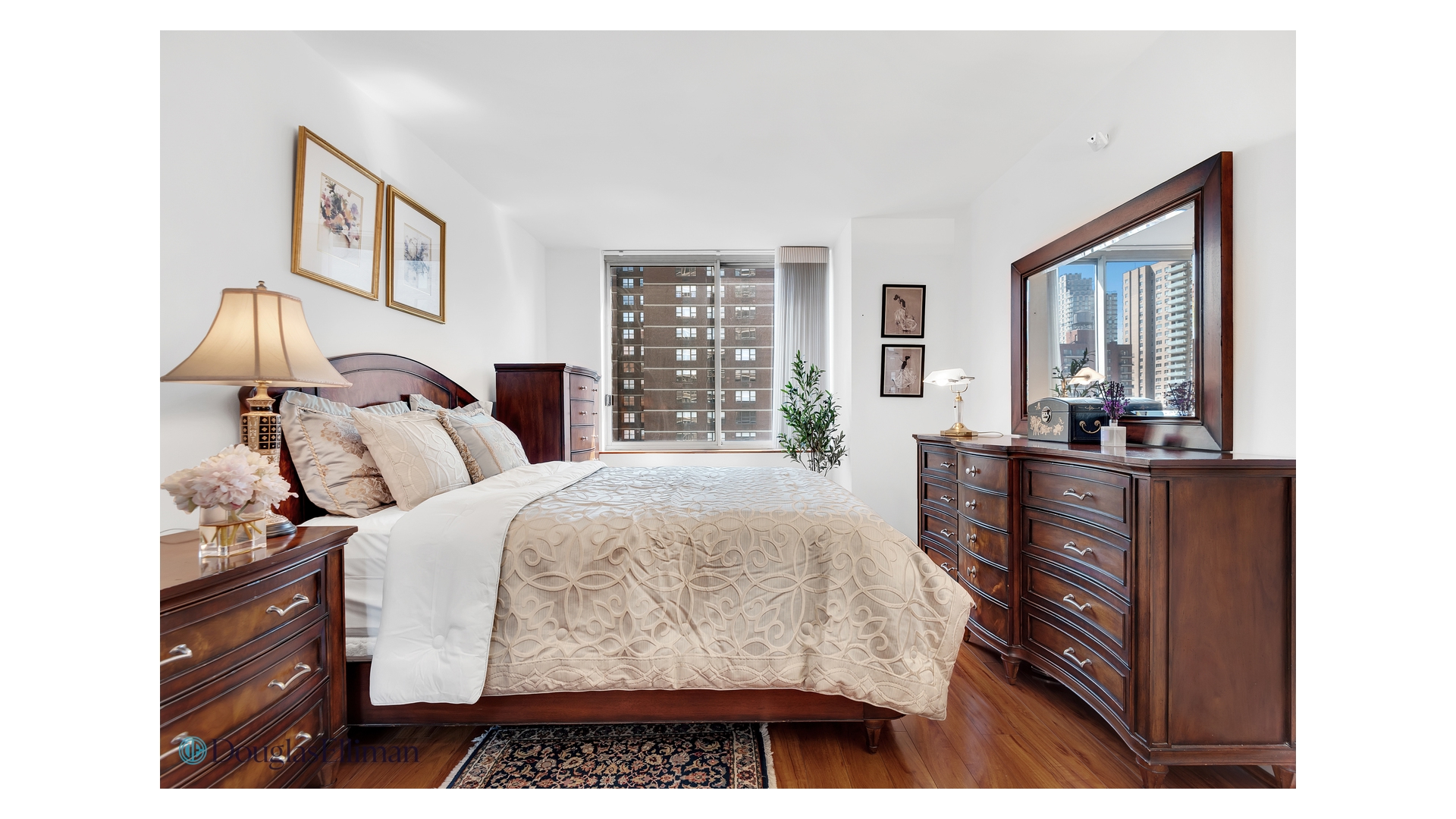 200 East 89th Street, Unit 9B Manhattan, NY 10128 - Photo 3 of 17