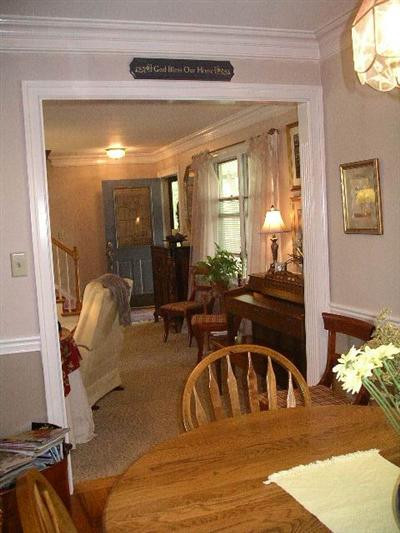 127 Ridge Road Versailles, KY 40383 - Photo 15 of 55 view into living room from dining area