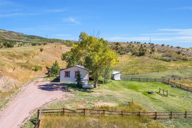 a view of houses with ocean view