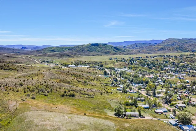 $630,000 | 408 Grant Avenue, Oak Creek, CO 80467