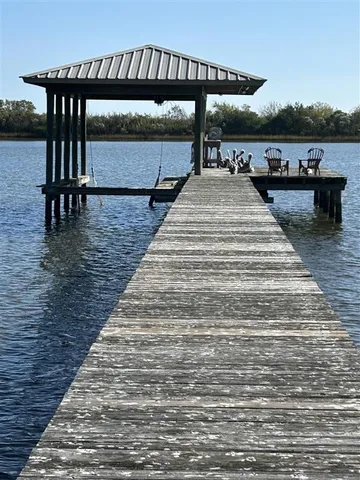 $489,900 | 515 Lake Breeze Road, Hackberry, LA 70645