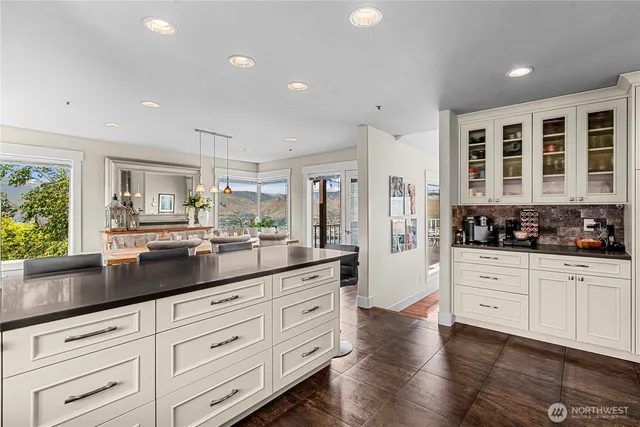 $1,024,000 | 2336 Grand Avenue, East Wenatchee, WA 98802